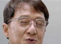 继《贪玩蓝月》的“四大金刚”之后，成龙也加入了代言《传奇》游戏的行列，你怎么看？