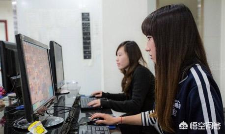 打游戏能赚钱吗？你怎么看？