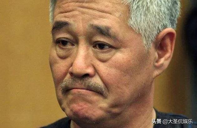 德云社一年的收入大概有多少？和本山传媒比哪个多一些？