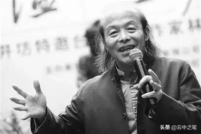有人说《笑傲江湖》结尾任我行的突然暴毙是最大败笔，你觉得呢？