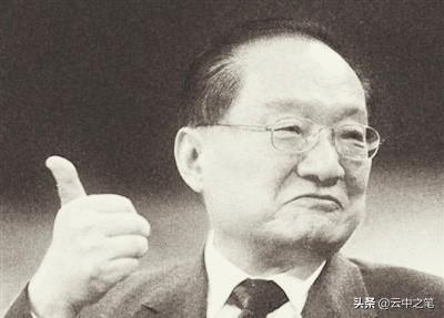 有人说《笑傲江湖》结尾任我行的突然暴毙是最大败笔，你觉得呢？