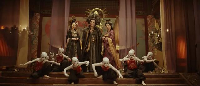 《倩女幽魂人间情》元华版燕赤霞武艺高强，徐少强版姥姥邪气十足