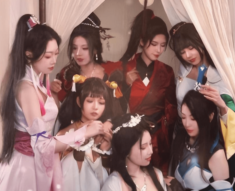 还羡慕段誉老婆多？天龙八部2大手笔，直接送你一个团可还行？