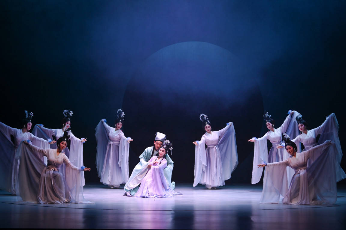 全场满座，一票难求！新古典粤剧《倩女幽魂·爱》首演成功